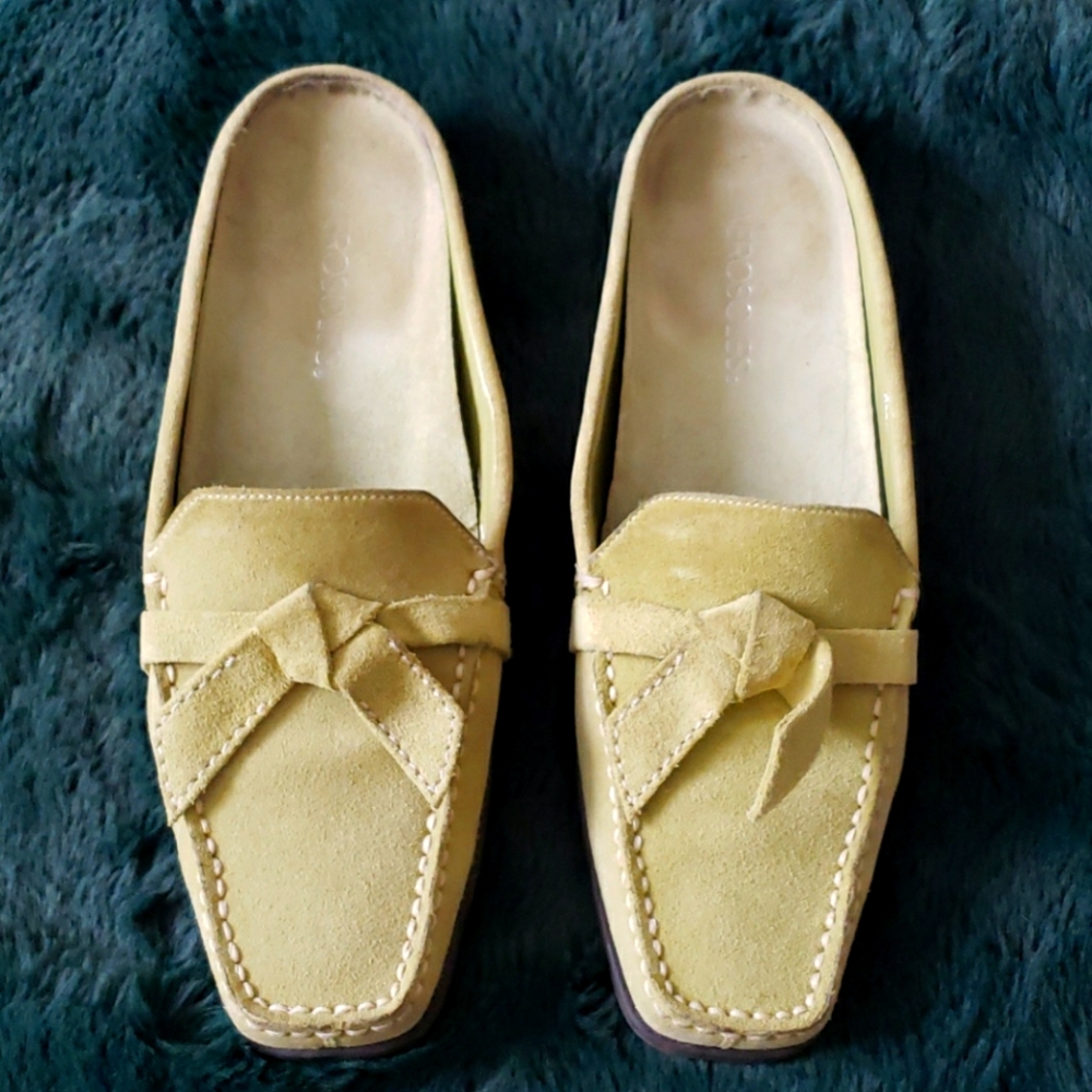 Aerosoles suede, light green slip-ons, size 8